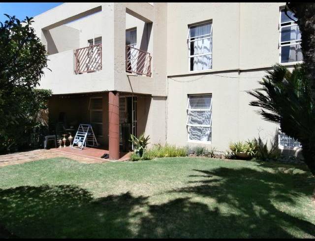 3 BEDROOM TOWNHOUSE FOR SALE IN BRACKENDOWNS